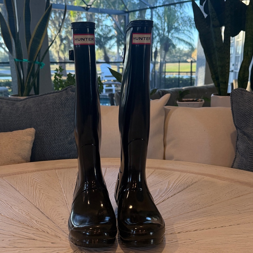 Hunter Glossy Black Tall Boots
